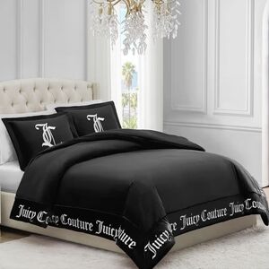 🖤🔹️Juicy Couture - Comforter  Gothic  Design Bedding FULL/QUEEN - 3 Piece Set